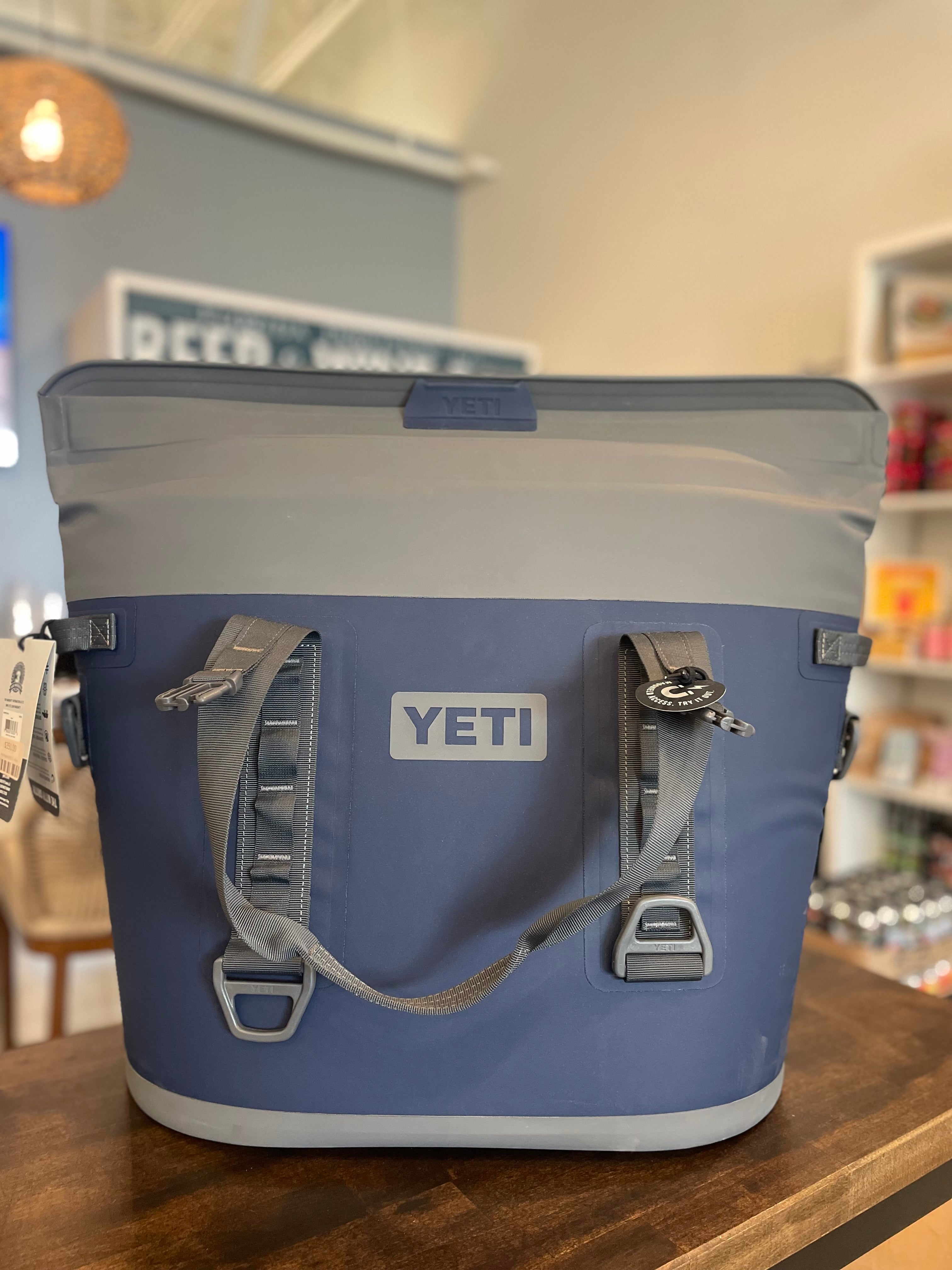 Yeti sale Hopper M30